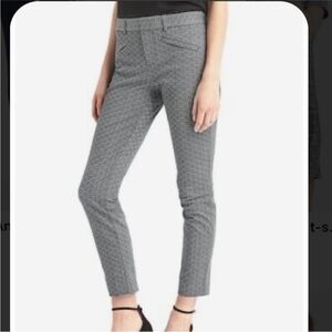 Women’s Skinny Ankle Pant with Geometric Pattern
